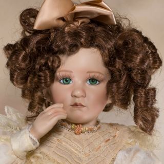 Sophie & Bru Yesterday ' s Dreams Porcelain Girl Doll 19 