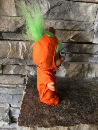 Russ Troll Doll 4 1/2” Green Hair Brown Eyes Dressed As A Halloween Pumpkin 2