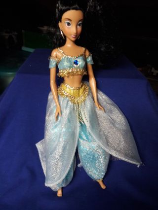 Disney Aladdin Jasmine Barbie Doll Pre Owned Great Buy And Price