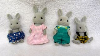 Vintage Sylvanian Family Calico Critters Gray Rabbit Family Of 4 1980s
