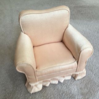 Kingstate The Dollcrafter Upholstered Chair