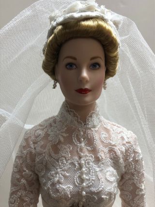 16” Franklin Porcelain Grace Kelly in Wedding Dress Bride 3