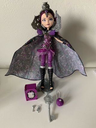 Ever After High Doll Raven Queen Legacy Day Cape Stand Book Purse Clothes