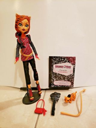 Toralei 1st First Wave Monster High 12 " Inch Doll W Pet Accesories Outfit Stand
