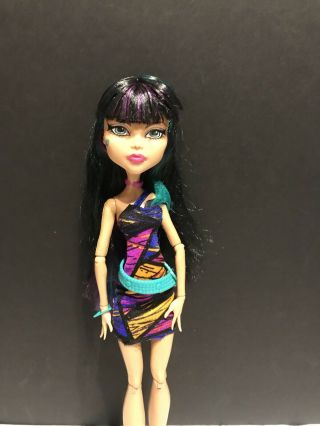 Mattel Monster High Doll Cleo DeNile Creepateria W Outfit & Accessories 2