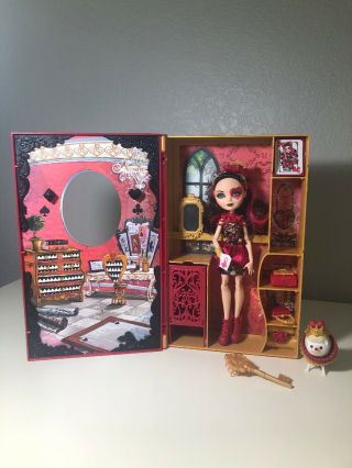 Ever After High Lizzie Hearts Spring Unsprung Book Playset Doll And Bonus Pet