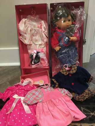 Large Vintage Doll With Steamer Trunk Many Outfits - Still In Case