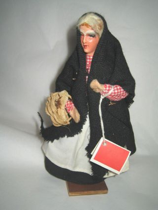 Jay Of Dublin Made In Ireland Dublin Flower Seller Doll - 7 1/4 " Character Doll