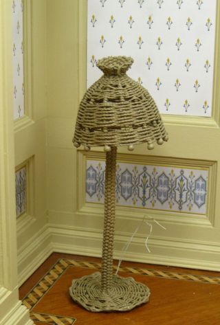 Taupe Wicker Standing Lamp / Electric - Artisan Dollhouse Miniature