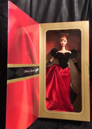 Vtg Winter Splendor Barbie Doll Avon Exclusive Special Ed.  Blonde,  Red Black Gown