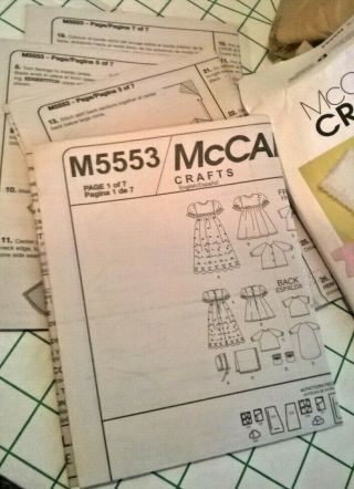 McCALL ' S CRAFTS M5553 - CLOTHES SEWING PATTERN FOR 11 