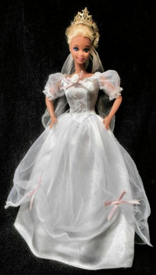 3pc Barbie Princess Wht Wedding Bridal Dress Peach Ribbons W/veil & Metal Tiara