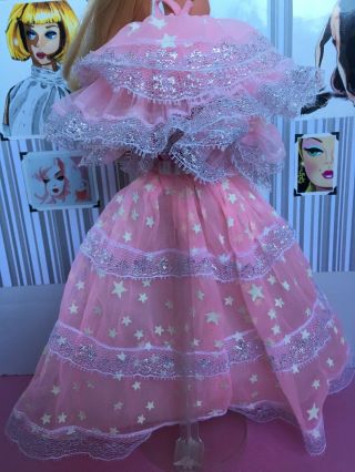 1985 Dream Glow Barbie Doll Dress 3