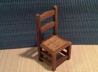 Dollhouse Miniatures 1:12 Wood Chair With 2 Rung Ladder Back Wicker Seat 1527