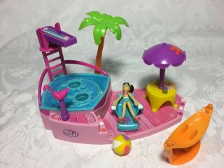 2002 Polly Pockets Pool Side Fun Mattel Magnetic Toy Mini Doll & Parts Pp22