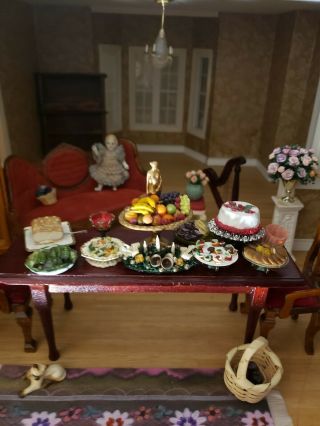 1:24 Dining Room Table And 2 Chairs For Miniature Dollhouse