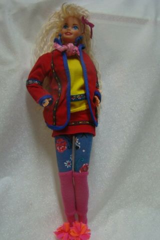 Exotic Barbie Designs,  1990 - 1994 Barbie With Clothing Beneton Barbie