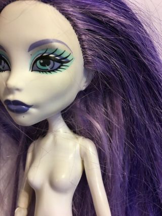 Monster High Doll Spectra Vondergeist Purple Hair Nude w Ombre clear hands feet 3