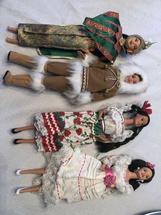 Mattel S Of The World Thai Collector 1997 Barbie Doll,  Mexico,  2 Other Dolls