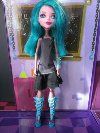 Monster High - Create - A - Monster - Color Me Creepy Design Lab Mh Doll Only