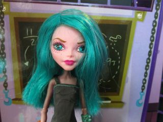Monster High - Create - A - Monster - Color Me Creepy Design Lab MH Doll Only 2
