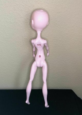 Mattel Monster High CREATE A MONSTER Vampire Doll,  Nude,  EX 3