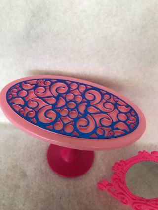 2012 Mattel pink barbie Doll House Furniture Pink Table And Vanity mirror 3