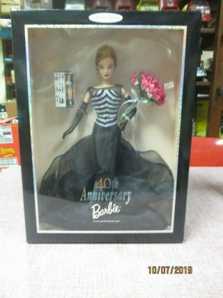 1999 Collector Edition 40th Anniversary Barbie.