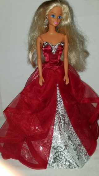 Barbie Doll Blonde With Blue Eyes Mattel