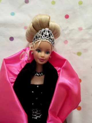 Gorgeous " Happy Holidays " Barbie Doll,  Gown,  Shoes,  Shawlexcd Mattel,  Toys