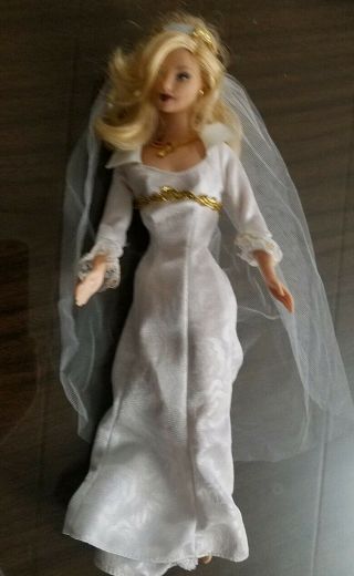 Barbie Fashion Avenue Bridal 17621 1997 (dress Only)