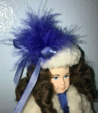 Gone With Wind Bonnie Blue With Stand And Tag Gorgeous Face & Outfit