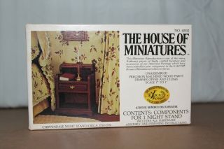 The House Of Miniatures No 40012 Chippendale Night Stand