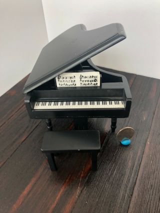 1:12 Dollhouse Miniature Black Wooden Grand Piano with Stool 2