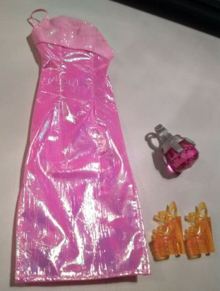 Barbie 2001 Fashion Avenue Jewel Sparkle Styles 52966 Pretty Pink Crystal