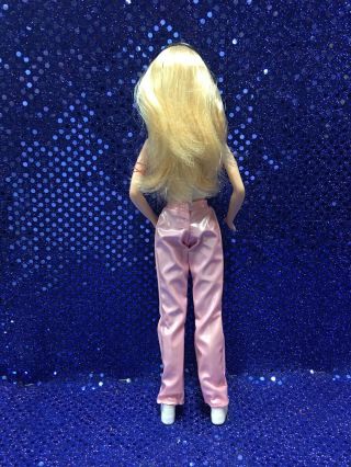 Mandy Moore Doll 015 2