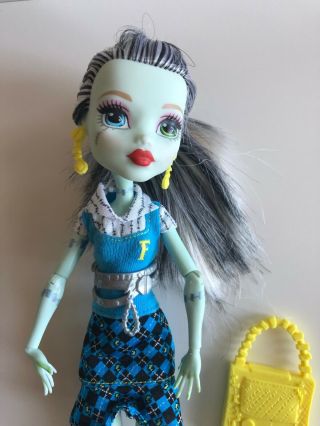 Monster High Doll Frankie Stein Doll With School Girl Outfit Yellow 2