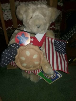 Vermont Teddy Bear All American